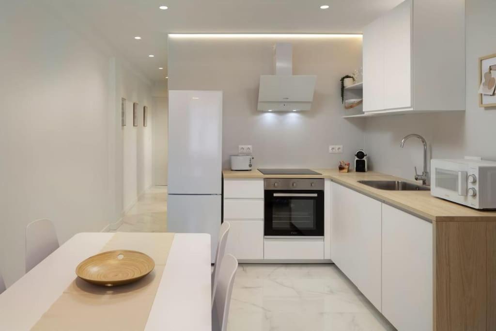 Apartamento Moderno Y Bien Ubicado مالقة المظهر الخارجي الصورة