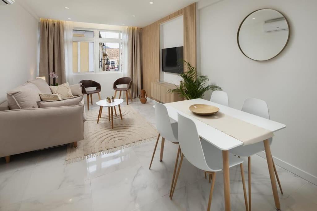 Apartamento Moderno Y Bien Ubicado مالقة المظهر الخارجي الصورة
